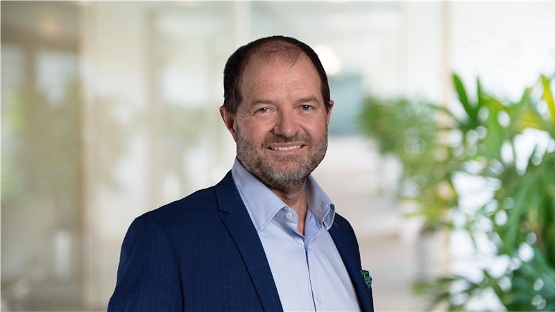 Shane Stonehosue Background Dec 2025